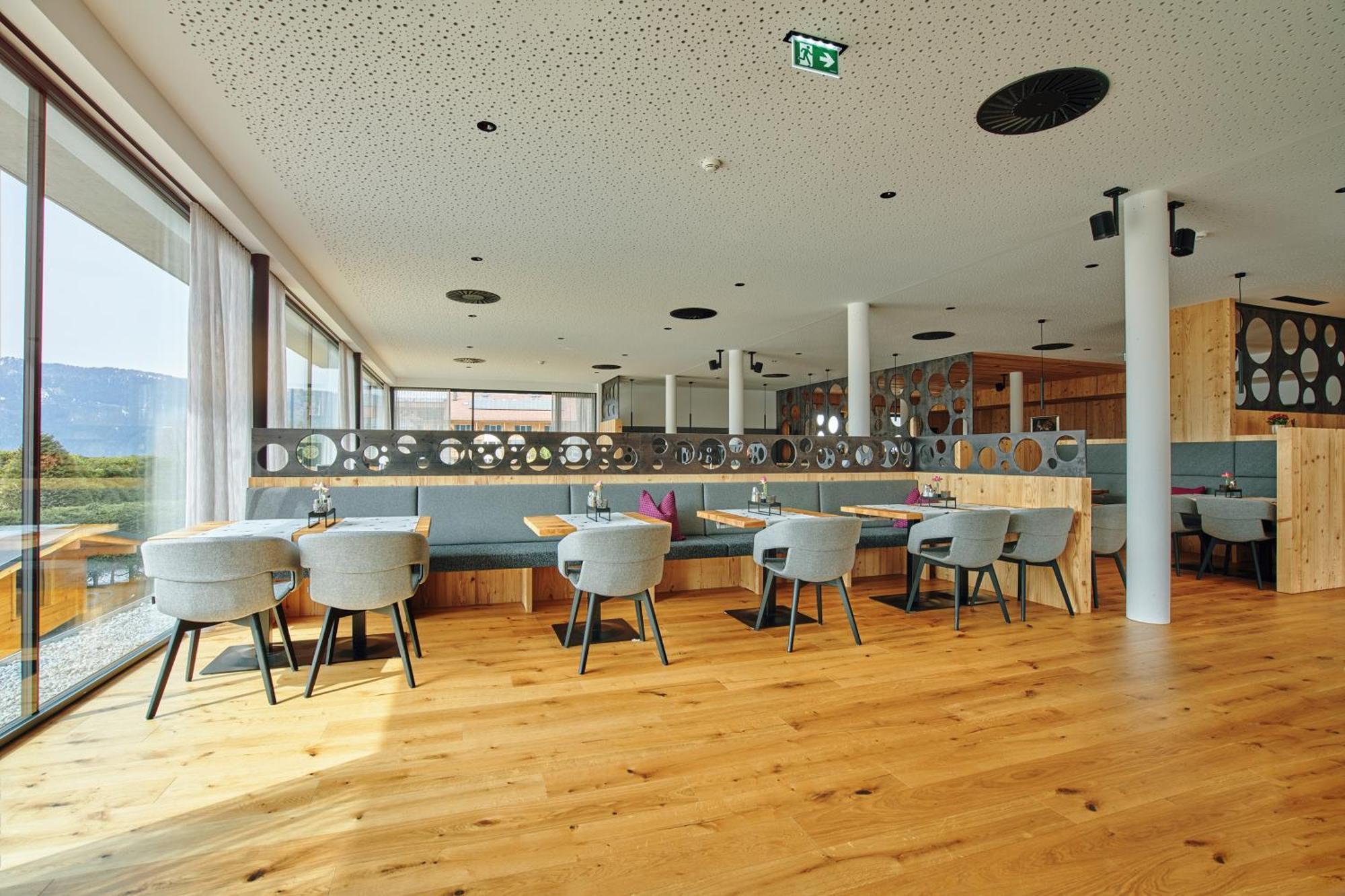 Hotel Venetblick Йерценс Екстериор снимка
