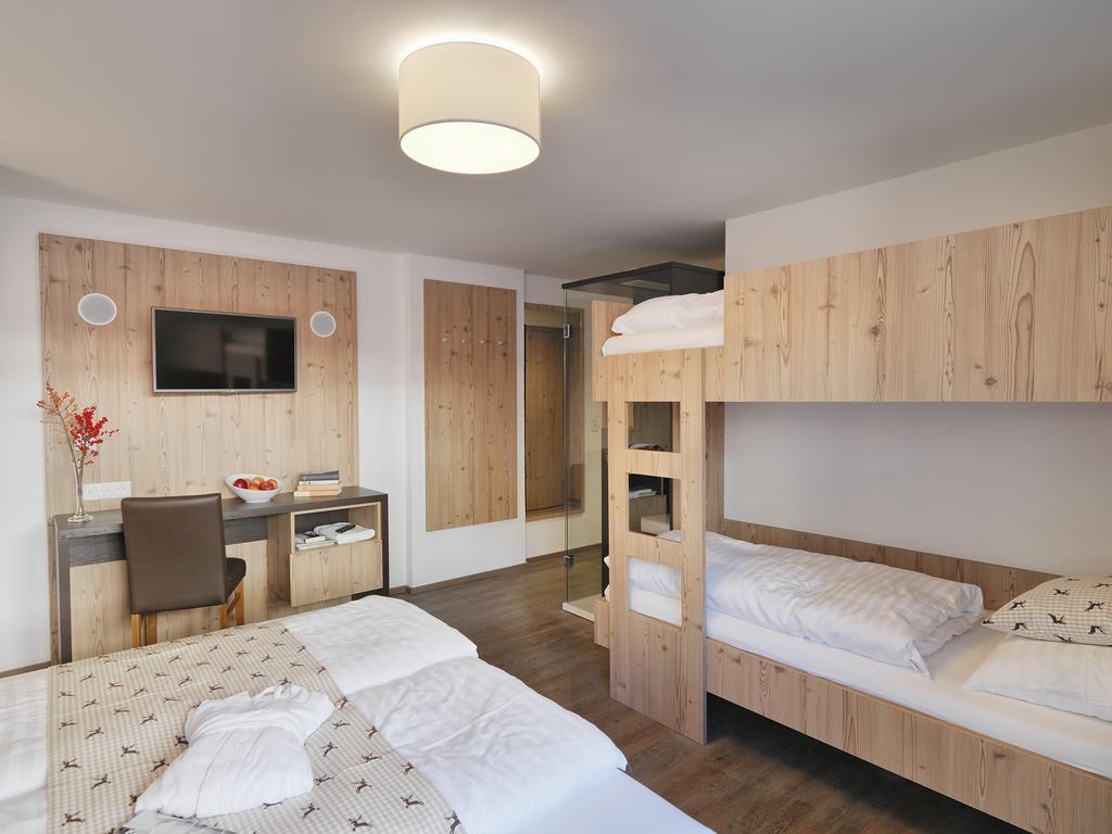 Hotel Venetblick Йерценс Екстериор снимка